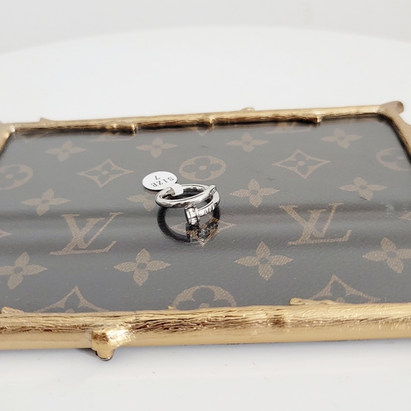 Stainless steel silver tone nail ring nwt - Picture 3 of 5